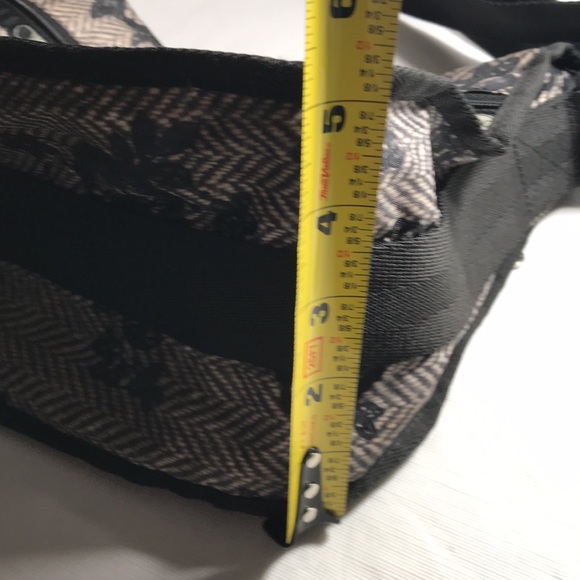 LeSportSac Brand Lace Print Lana Crossbody Convertible Purse Bag - Picture 9 of 9